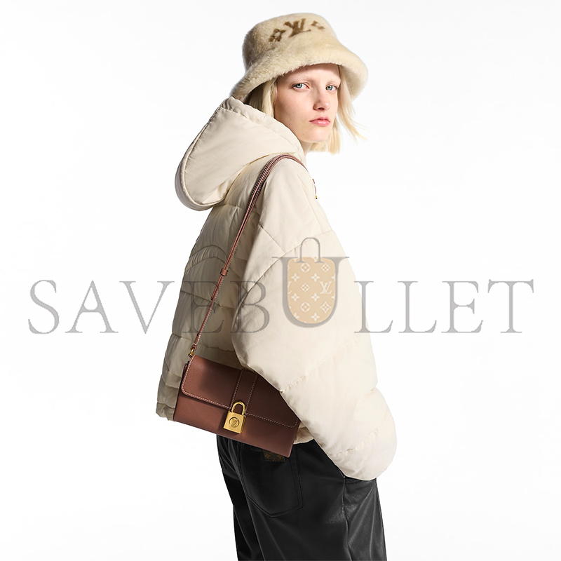 l**is V*t*n wallet on chain low key m12147 (22*13*4cm)